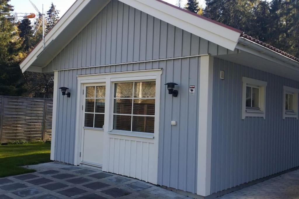 Villa Lidkoepings Golfbana Och Vaenern Exterior foto